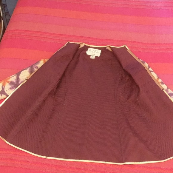 Jacket - Picture 7 of 14